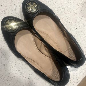 Classic Tory Burch flat